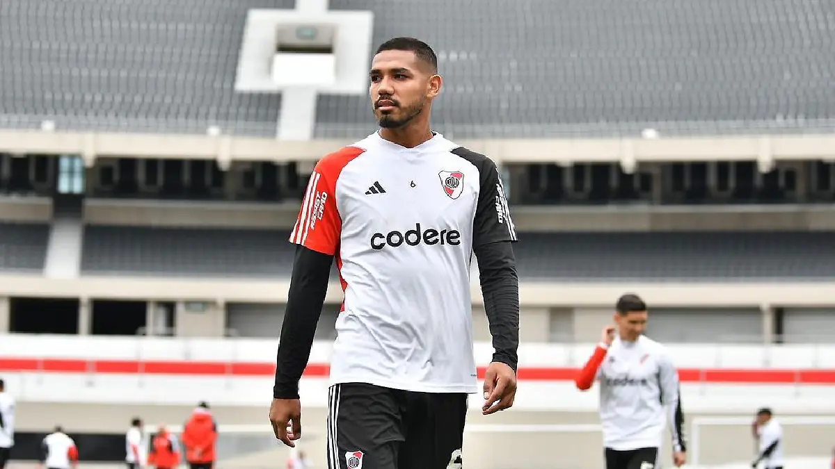 David Martínez es prioridad de Pumas foto @david martinez 98