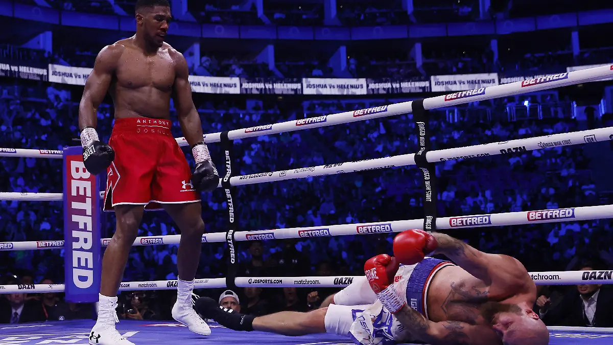 Anthony Joshua noqueó a su rival en el séptimo asalto / foto: Reuters