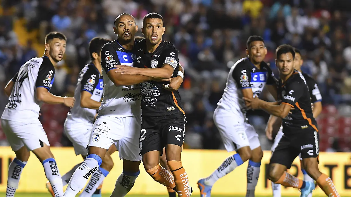 Gallos y Tuzos repartieron unidades / Foto: Mexsport