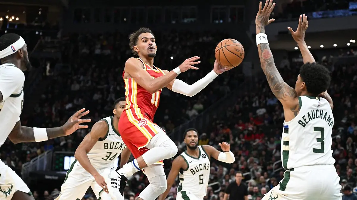 Trae Young tuvo algunas interacciones con Eduardo Nájera