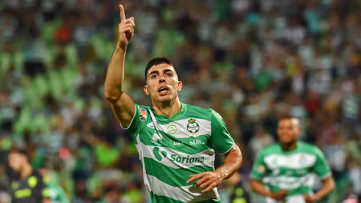 Santos Laguna dio un paso importante al Play in. Foto: Arturo Salazar