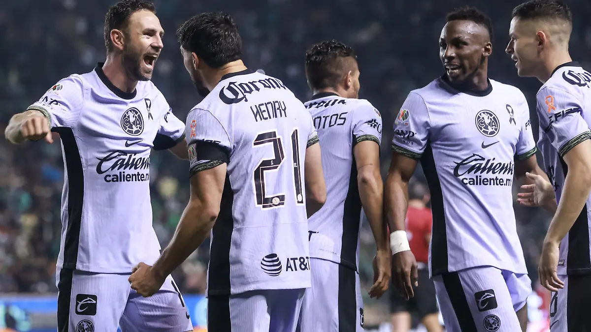 América empató a León con polémico gol / Foto: Mexsport