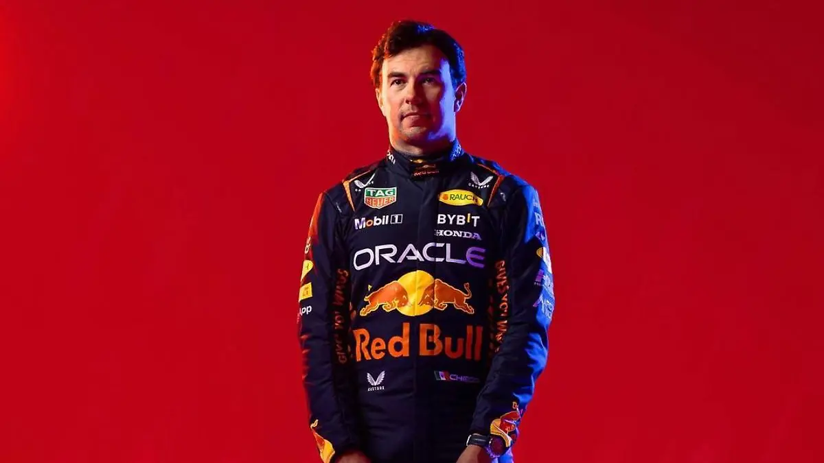 Helmut Marko, ex pilotos y los mayores críticos de Checo Pérez en Red Bull. | Foto: Cortesía @Red Bull