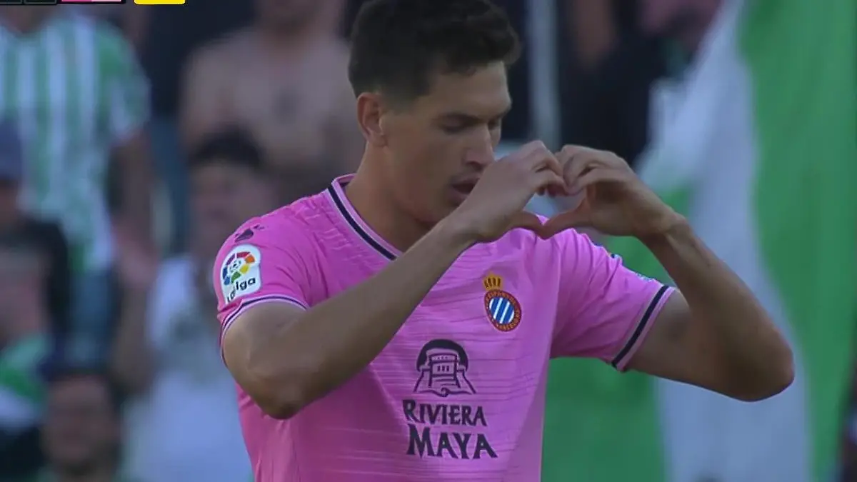 Cachorro Montes hizo un golazo de chilena. FOTO: @DAZN ES