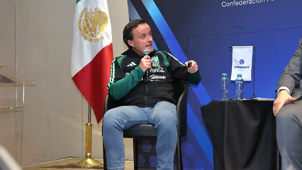 Mikel Arriola habló de la importancia de la industria futbolística