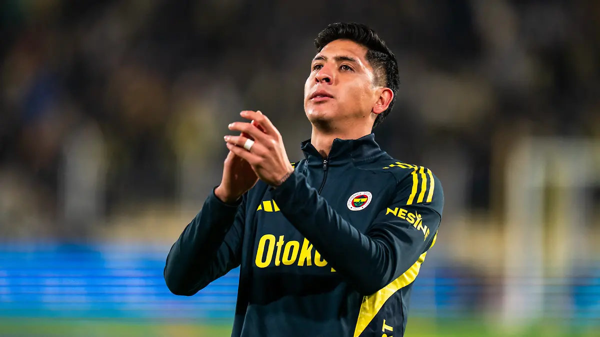 Edson Álvarez podría salir de la Superliga Turca