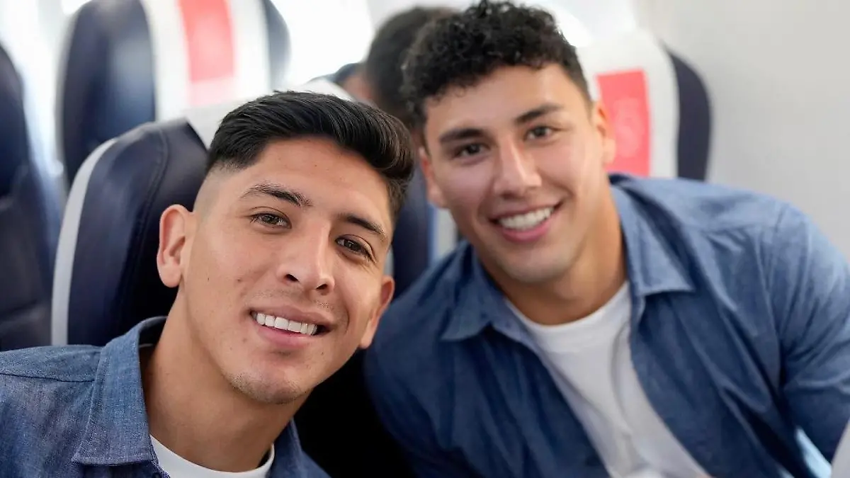 Edson Álvarez y Jorge Sánchez reciben elogios del técnico del Ajax