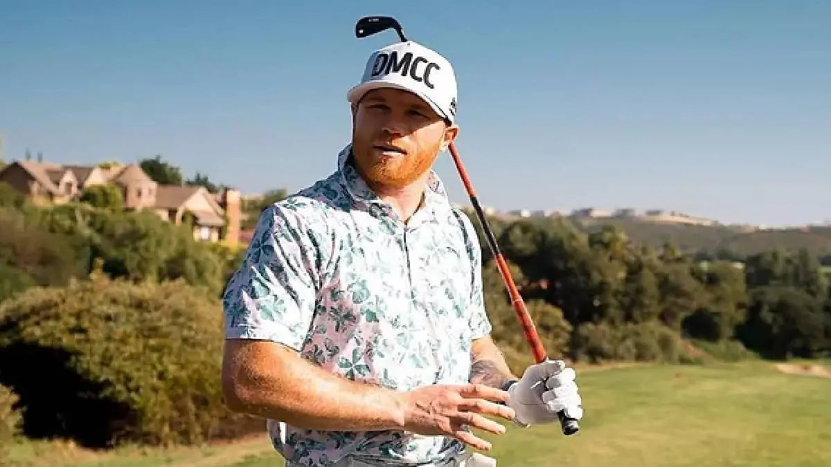 Saúl Álvarez es un gran amante del golf. | Foto: Cortesía
