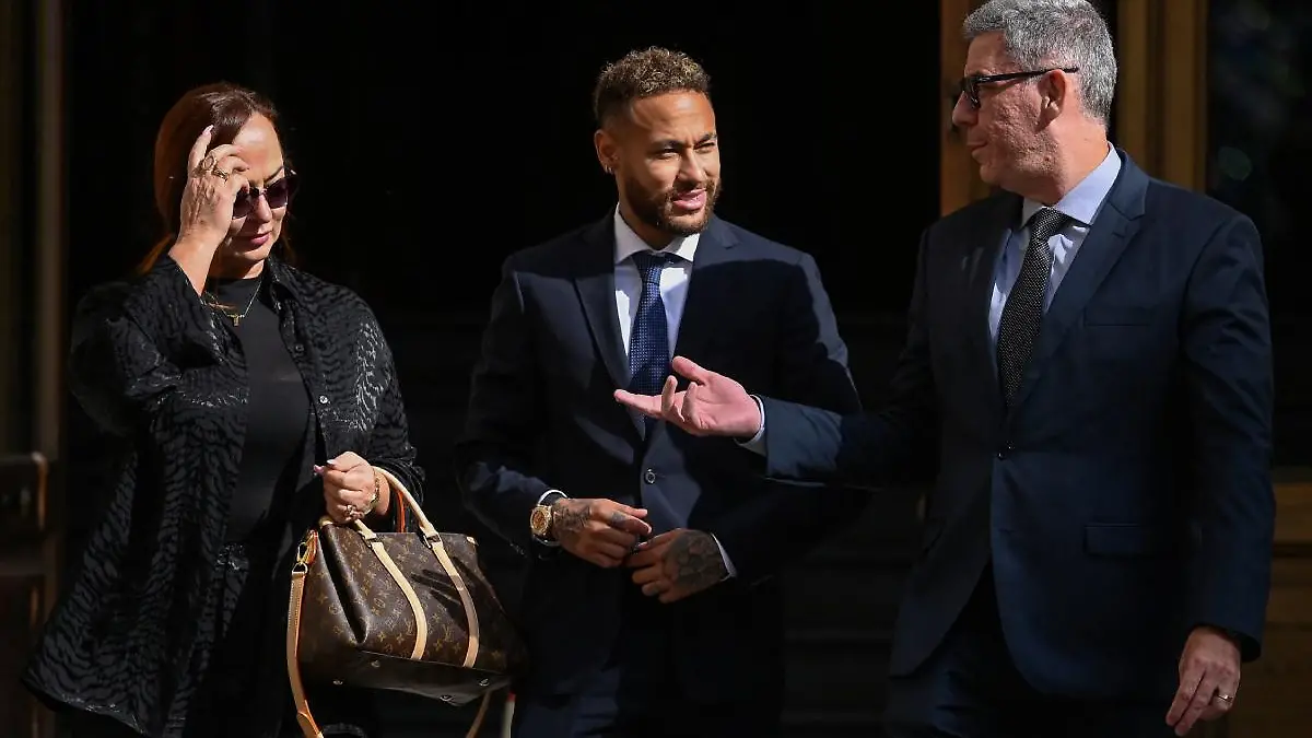 Neymar fue absuelto por la justicia espanola.