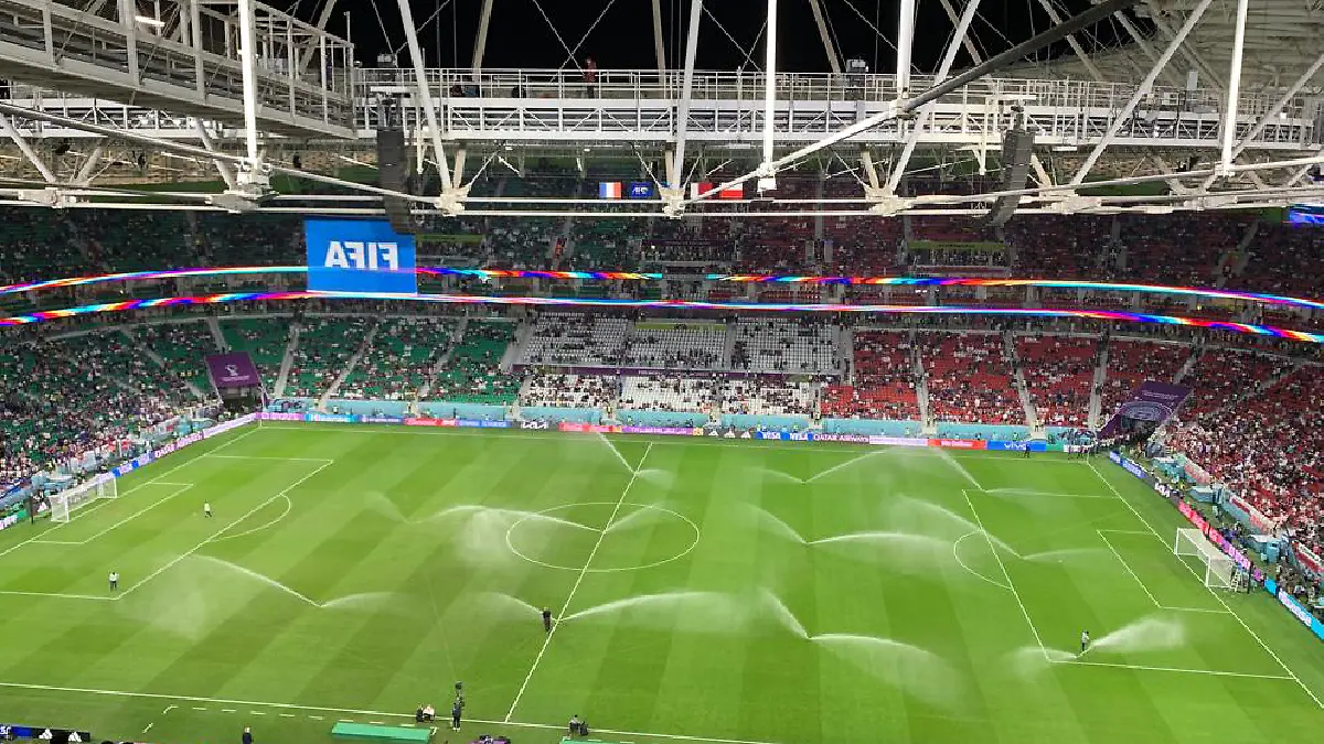 El estadio luce con los colores de la bandera de México / Foto: Luis García Olivo