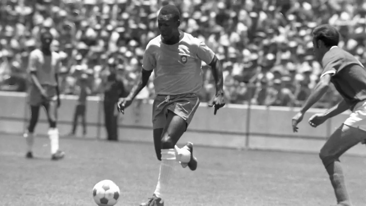 Pelé y su Brasil perdieron con México en el Maracaná. FOTO: Mexsport