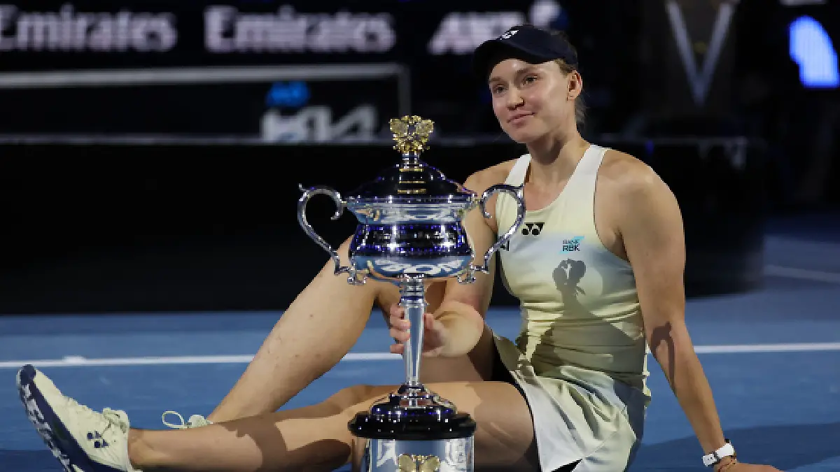 Elena Rybakina gana su segundo Grand Slam
