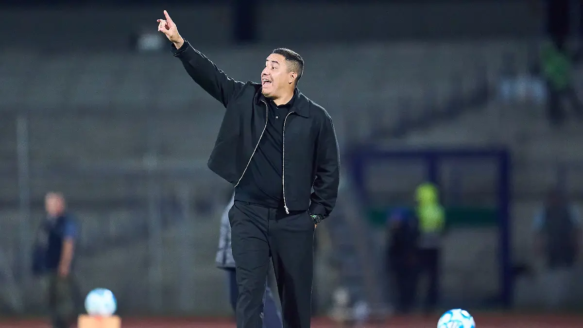 Efraín Juárez confirma el motivo del fichaje de Uriel Antunanuevo