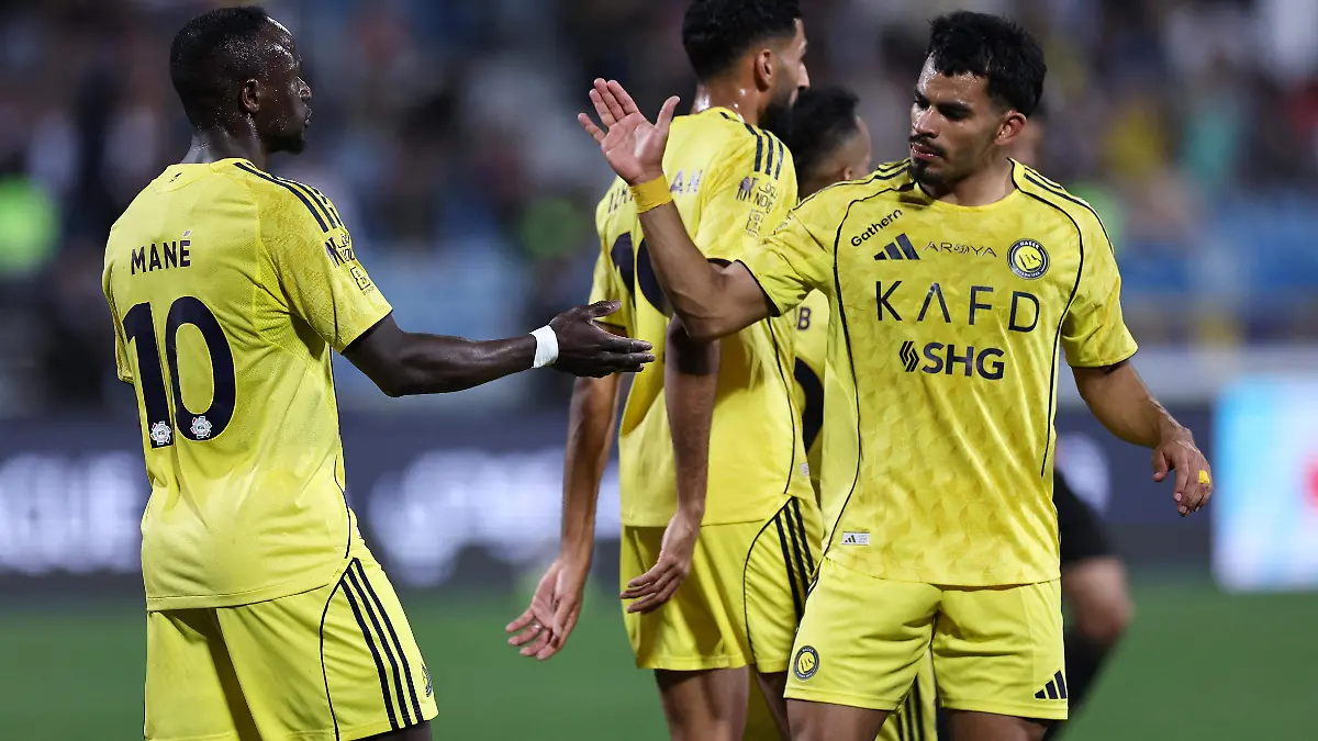 2026-02-02T160133Z_1733868593_UP1EM2218IJIY_RTRMADP_3_SOCCER-SAUDI-RIY-NSR
