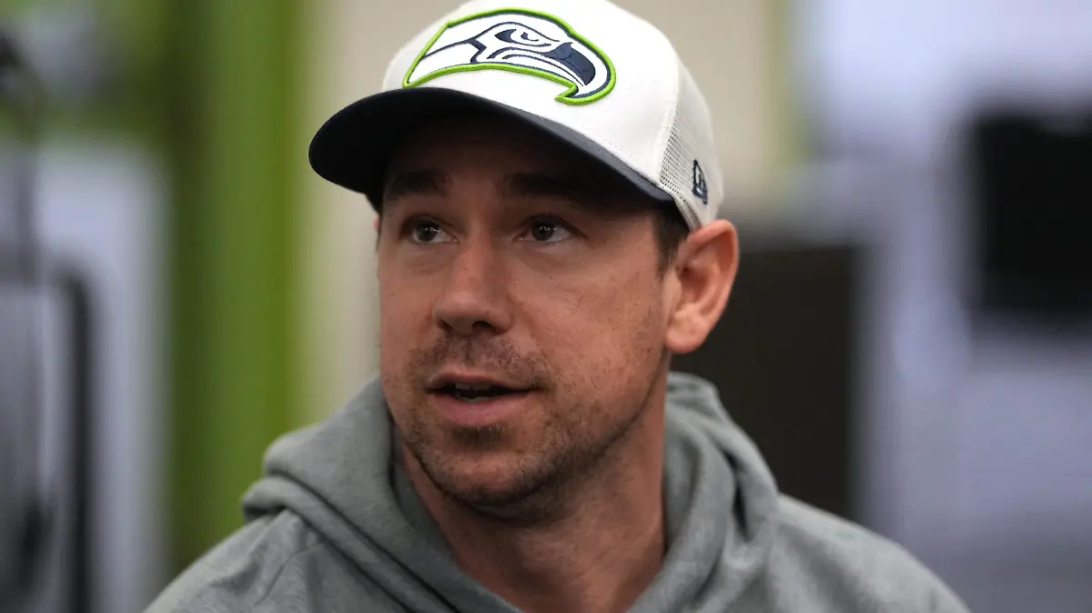 2026-02-05T202847Z_258062170_MT1USATODAY28162843_RTRMADP_3_NFL-SUPER-BOWL-LX-SEATTLE-SEAHAWKS-PRESS-CONFERENCE