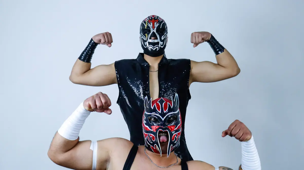 Rey Astaroth y Tormento Jr 4