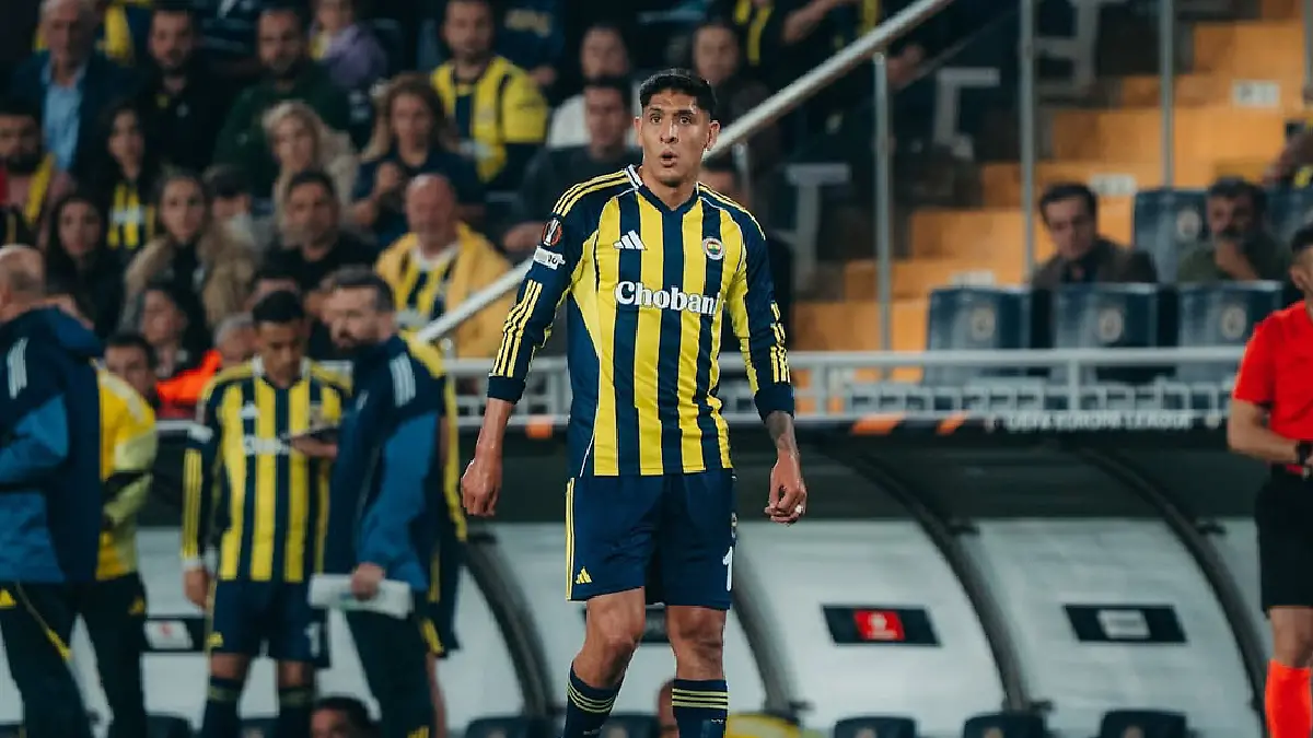 Edson Álvarez no es convocado con el Fenerbahce