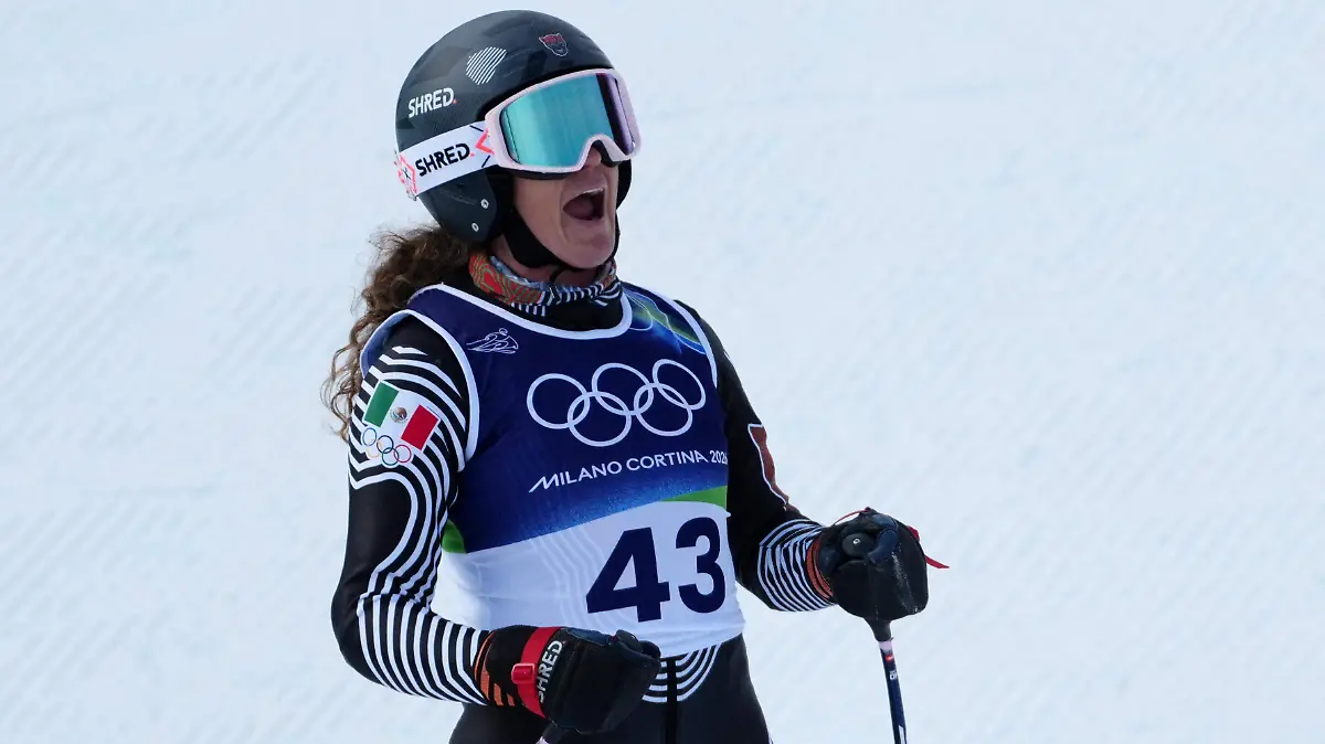 2026-02-12T120906Z_1333567326_UP1EM2C0XR4UW_RTRMADP_3_OLYMPICS-2026-ALPINE