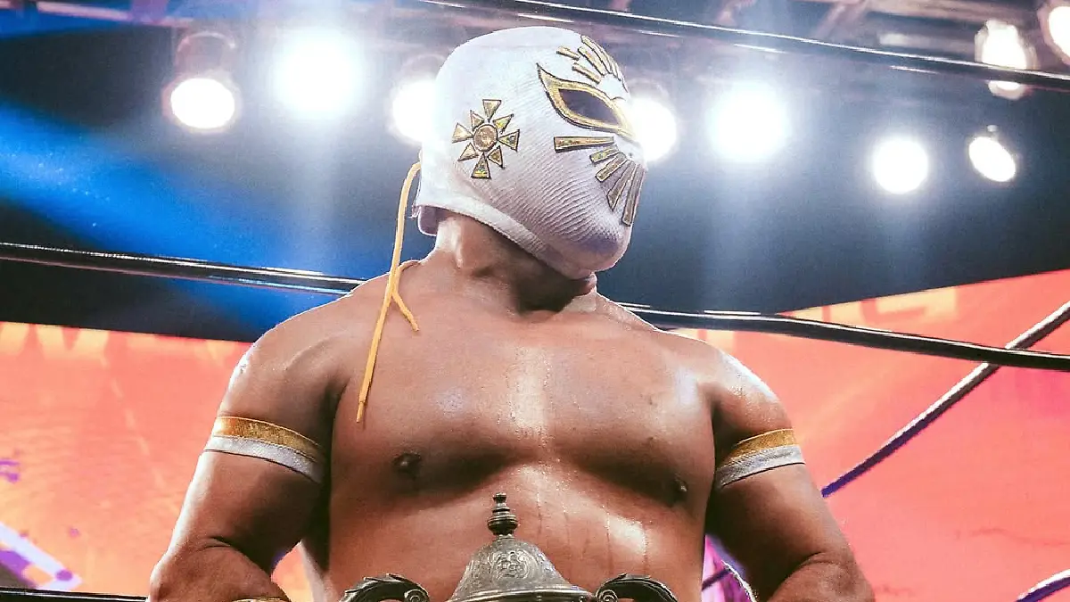 Místico, luchador del año 2025