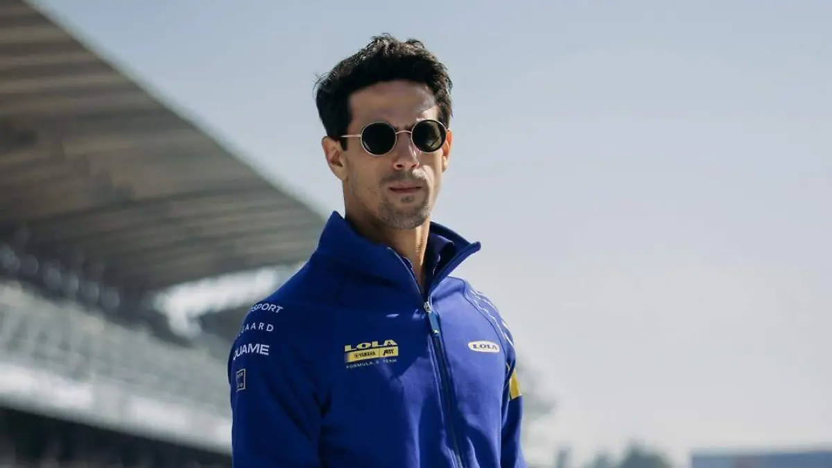 Trackwalk ✅ Mexico 🇲🇽 ePrix #FIAFormulaE #FormulaE #Electric #BellHelmets #Enerzee #ZeroSummit