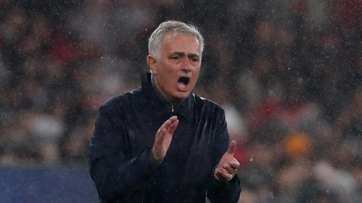 2026-01-28T213453Z_452511580_UP1EM1S1NY3PK_RTRMADP_3_SOCCER-CHAMPIONS-SLB-RMA