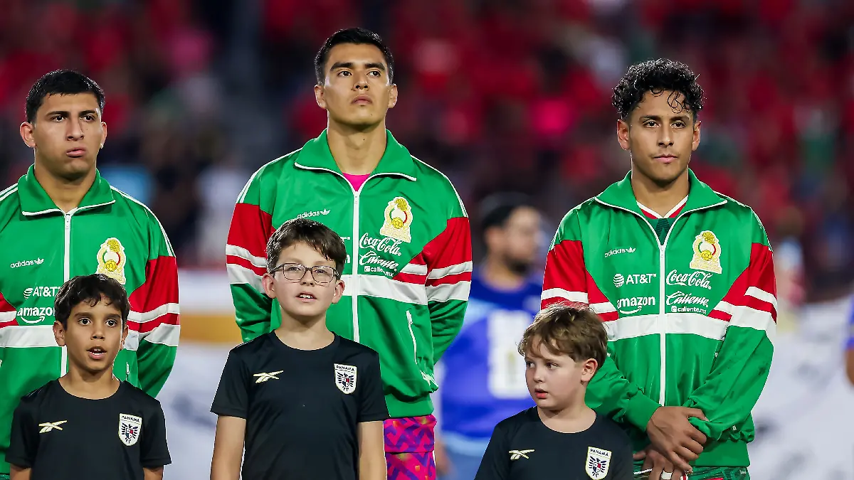 Chivas domina en convocatoria de México vs Islandia