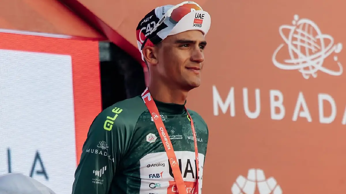 Isaac del Toro finaliza la quinta etapa del UAE Tour