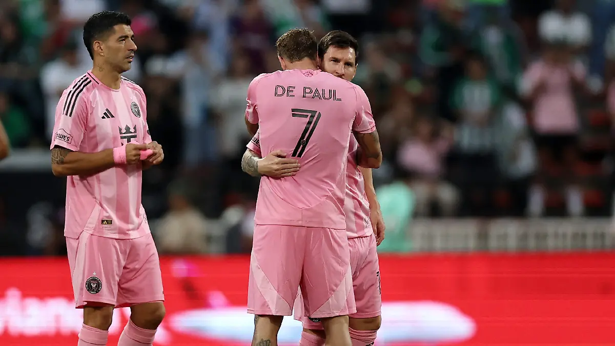 Problemas entre Lionel Messi y Luis Suárez