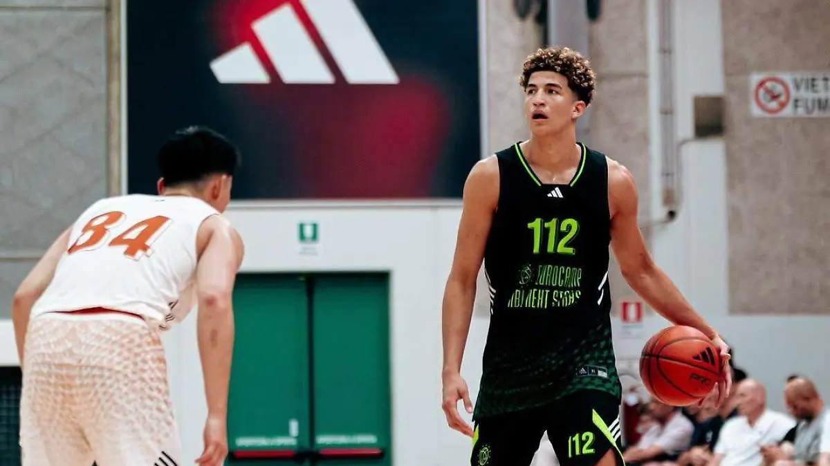 Power moves only.Proud to announce I’ve joined the @adidasbasketball family! ---@adidas (1)