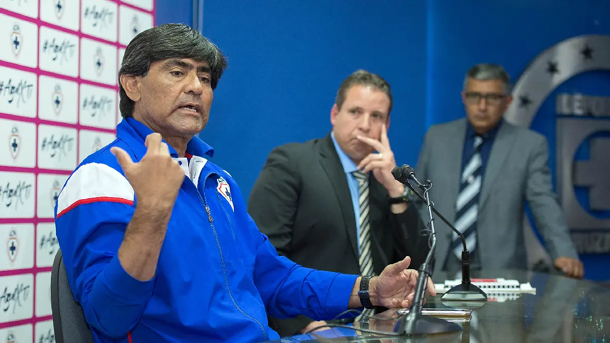 Ex auxiliar de Javier Aguirre habla sobre la portería de la Selección Mexicana