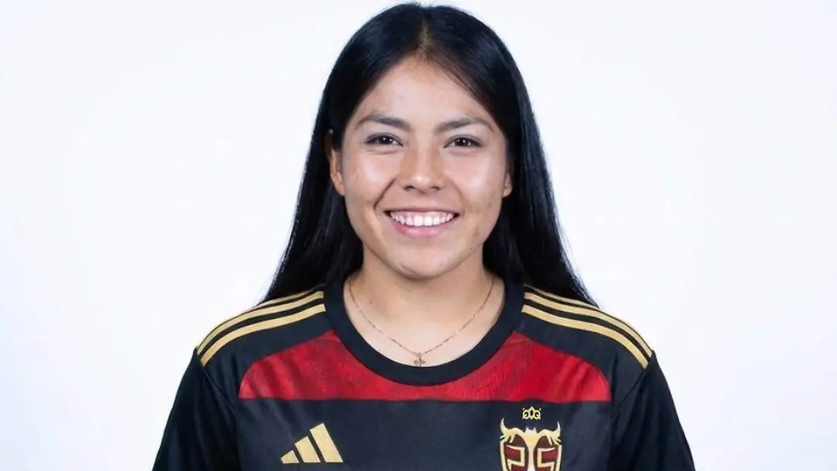 Las Caligaritas estrenan una jersey que transmite su carácter, su garra y su grandeza. 🖤❤️💛Nue (1)
