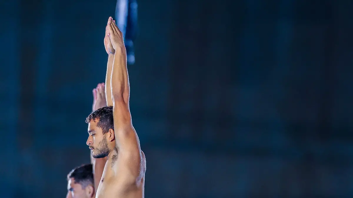 290724 LG Randal Willars y Kevin Berlín 17