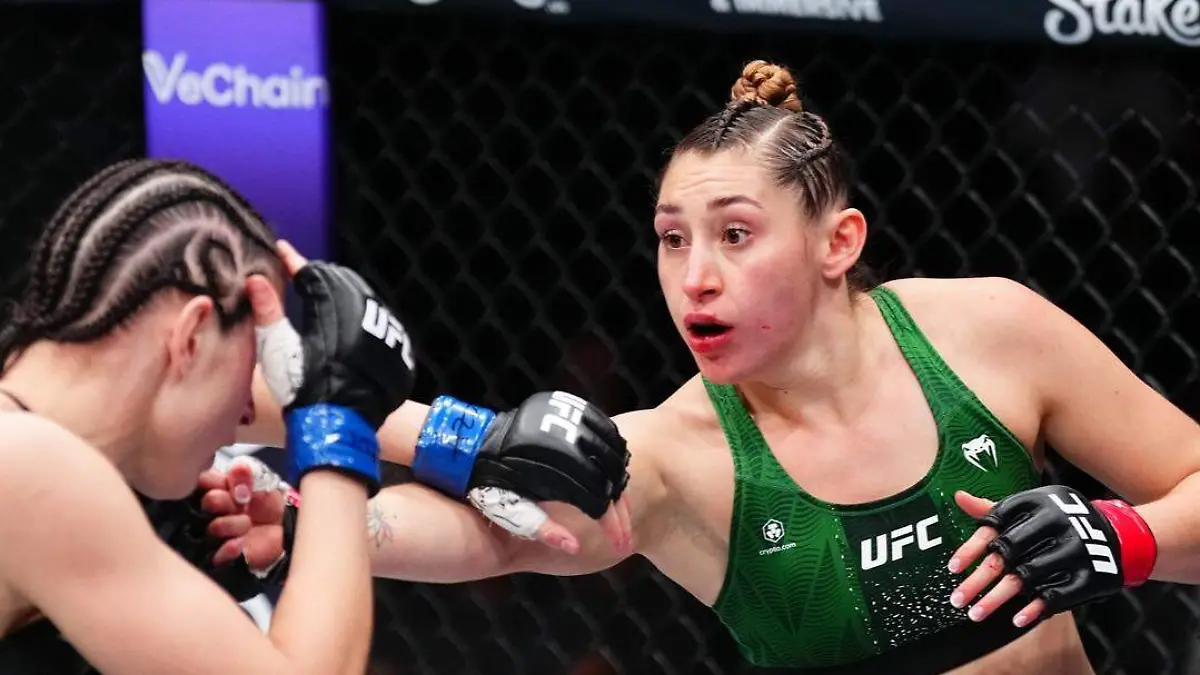 Short notice No prob. 🫡 @Regina_Tarin UNANIMOUS DECISION WIN [ #UFCMexico LIVE on @ParamountPlu