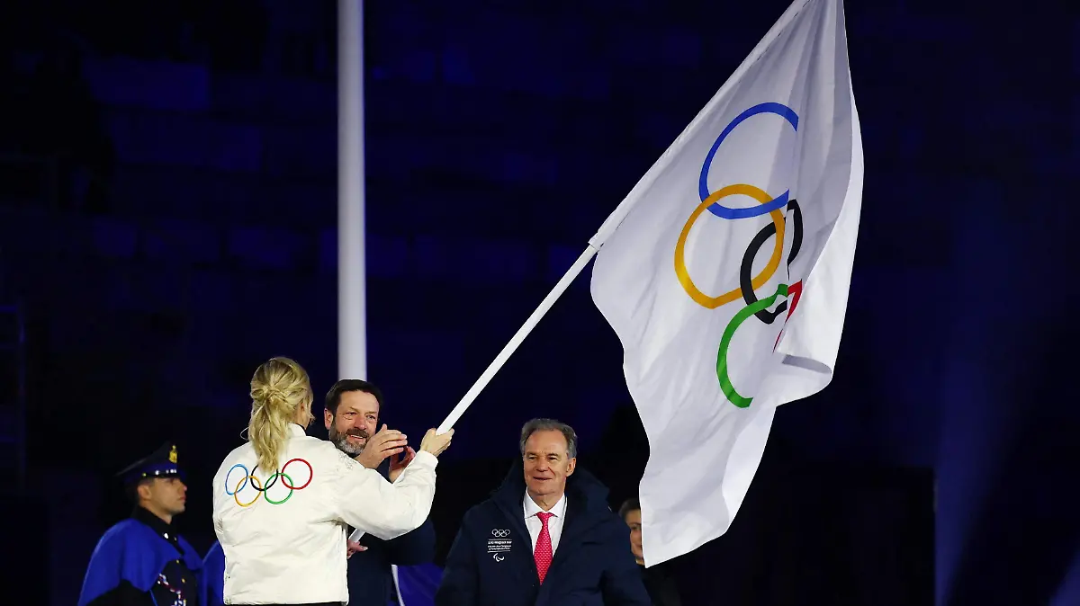 2026-02-22T212347Z_329437824_UP1EM2M1NFM99_RTRMADP_3_OLYMPICS-2026-CLOSING