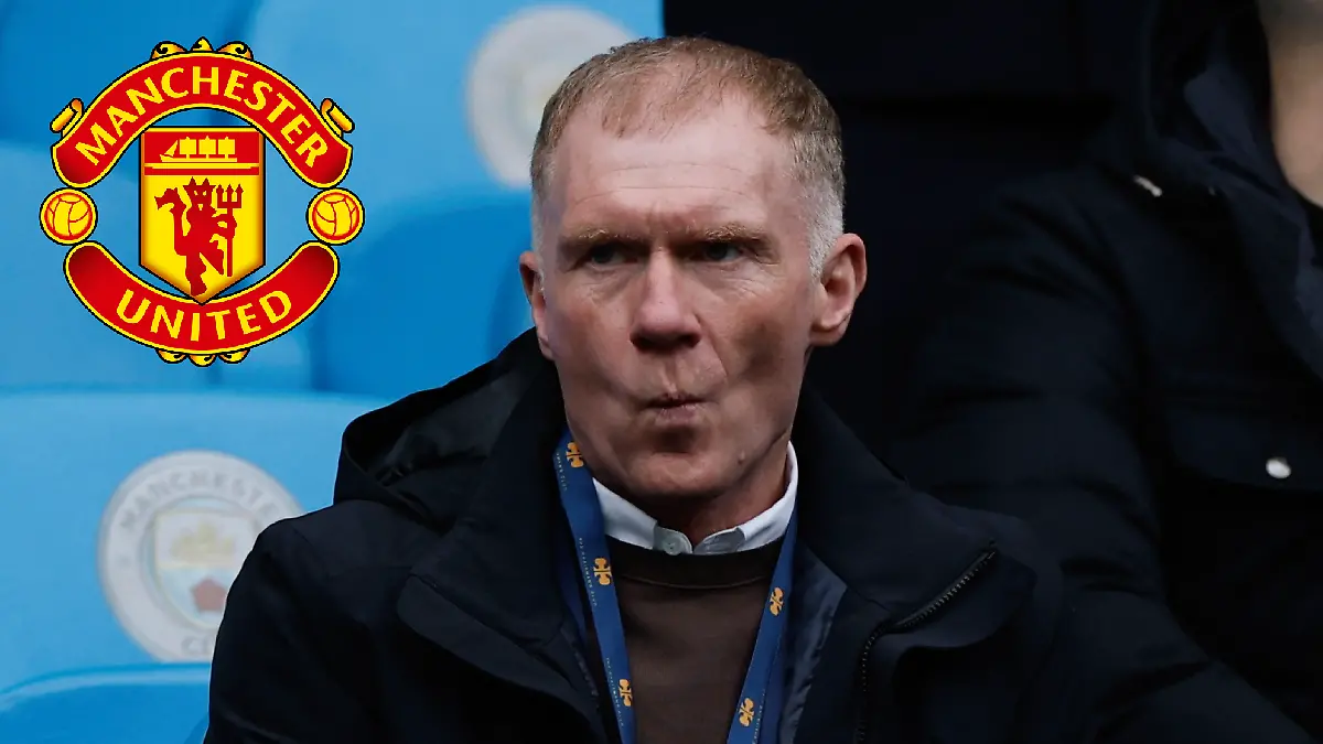Paul Scholes le tira al Manchester United de Michael Carrick