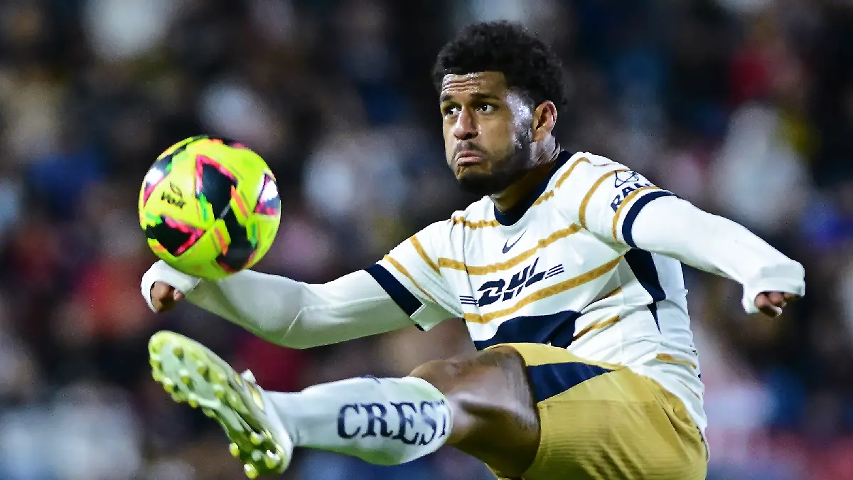 José Luis Caicedo sale de Pumas