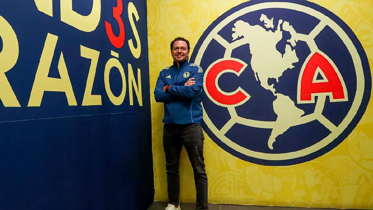 Santiago Baños asegura que André Jardine se mantiene en el América