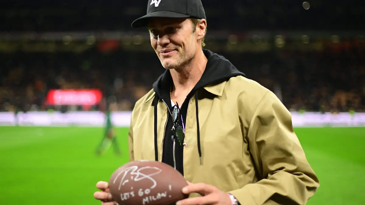 2026-02-18T195622Z_1351187147_UP1EM2I1JDWLB_RTRMADP_3_SOCCER-ITALY-MIL-COM (1)