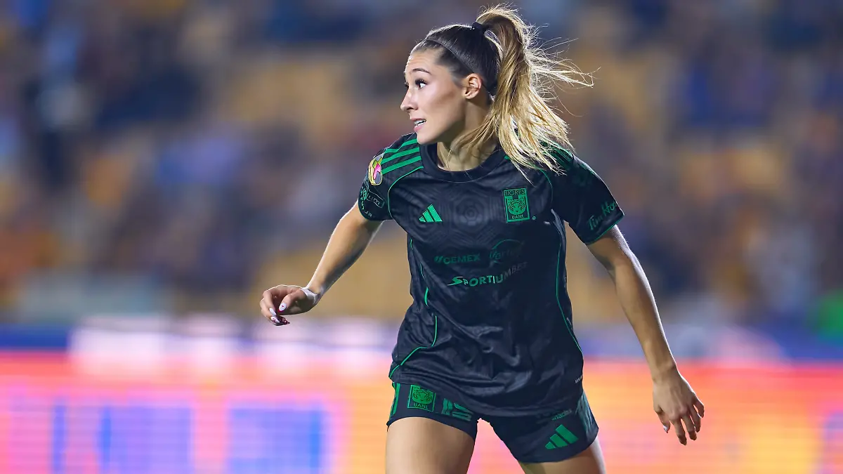 Tatiana Flores habla sobre jugar en la Selección Mexicana Femenil