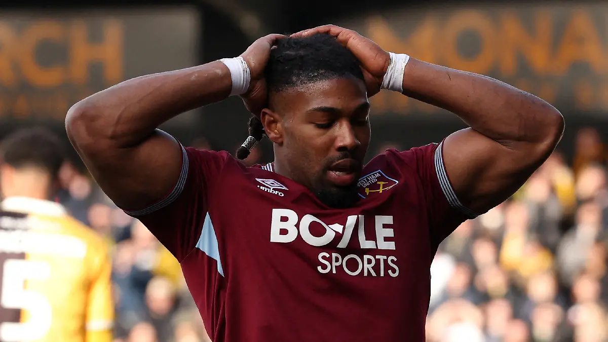 Adama Traoré no debería ir al gimnasio, asegura Paco Jémez