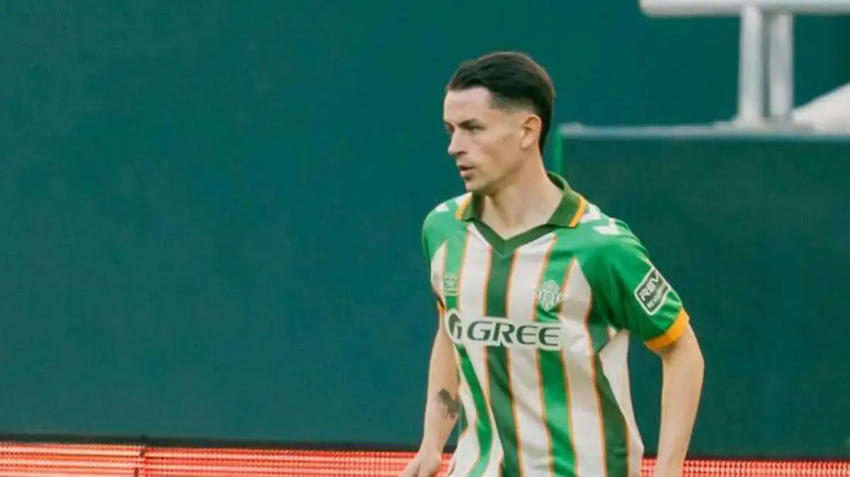 Cada día más cómodo y con ganas de más. Juntos a por todo lo que viene @realbetisbalompie 💚 (1)