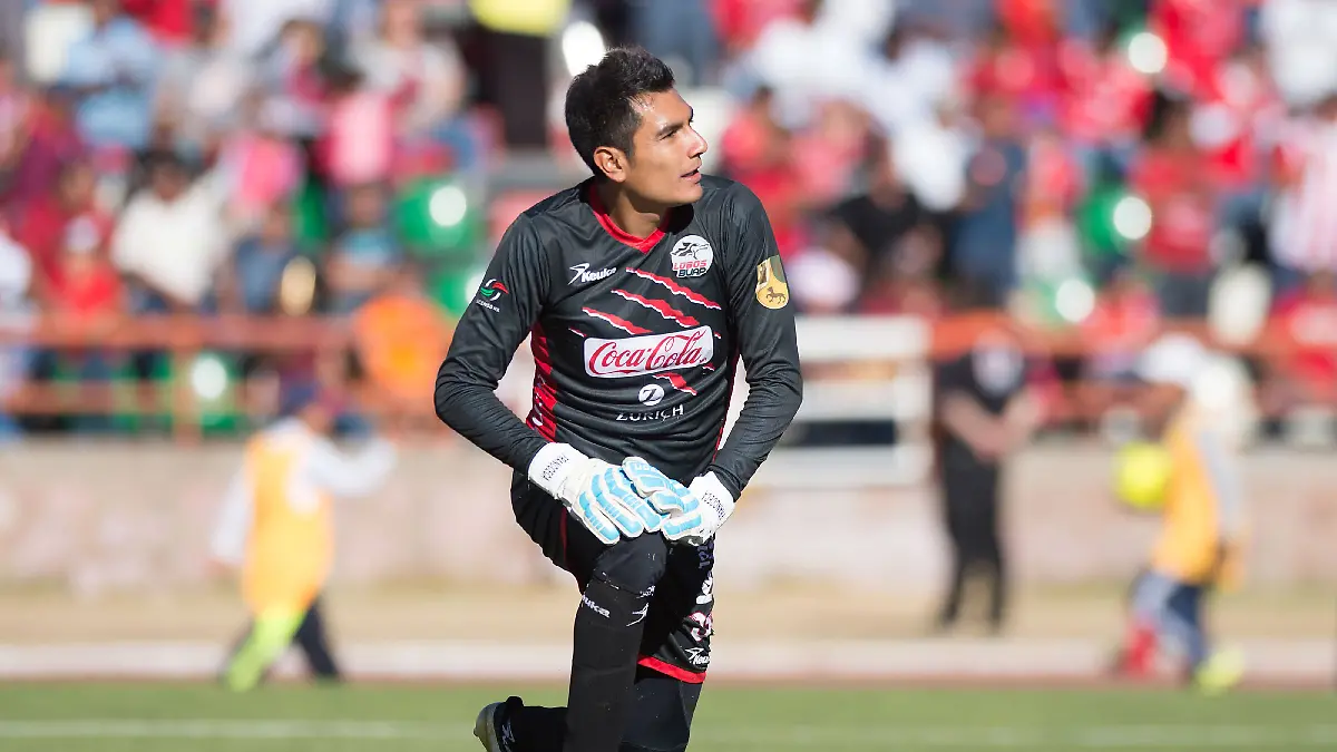 José Francisco Canales con Lobos BUAP