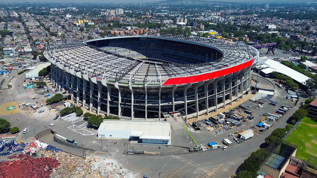 Precio de alimentos y bebidas en palcos del Estadio Azteca