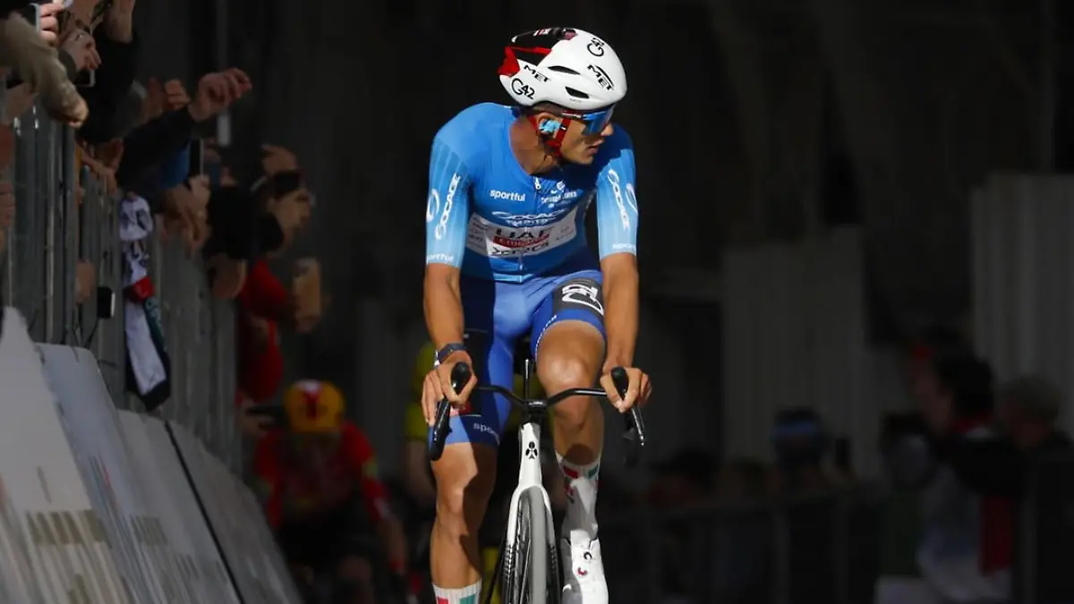 Isaac del Toro puede regresar a competir pronto