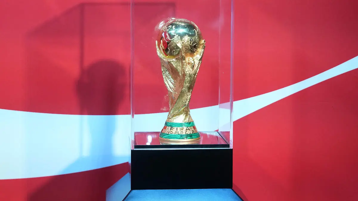 2026-03-24T202205Z_1474336663_MT1USATODAY28576507_RTRMADP_3_SOCCER-FIFA-WORLD-CUP-TROPHY-TOUR