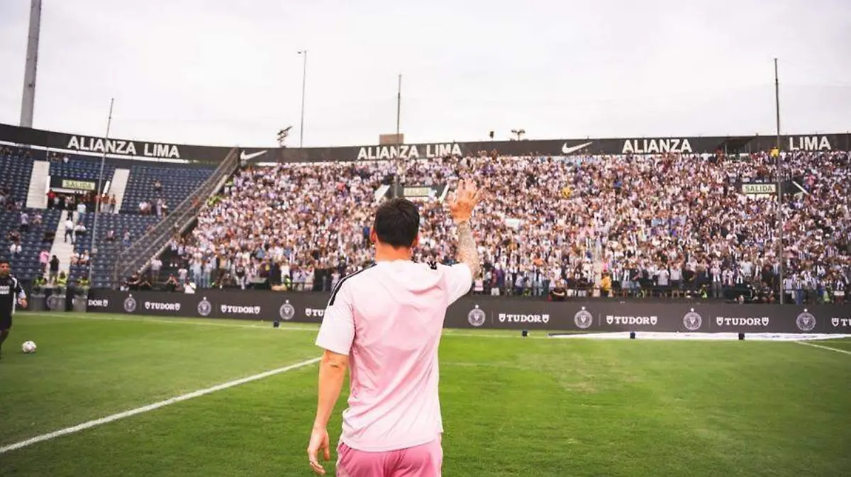 625150234_18626698291033891_7553456376993439171_n