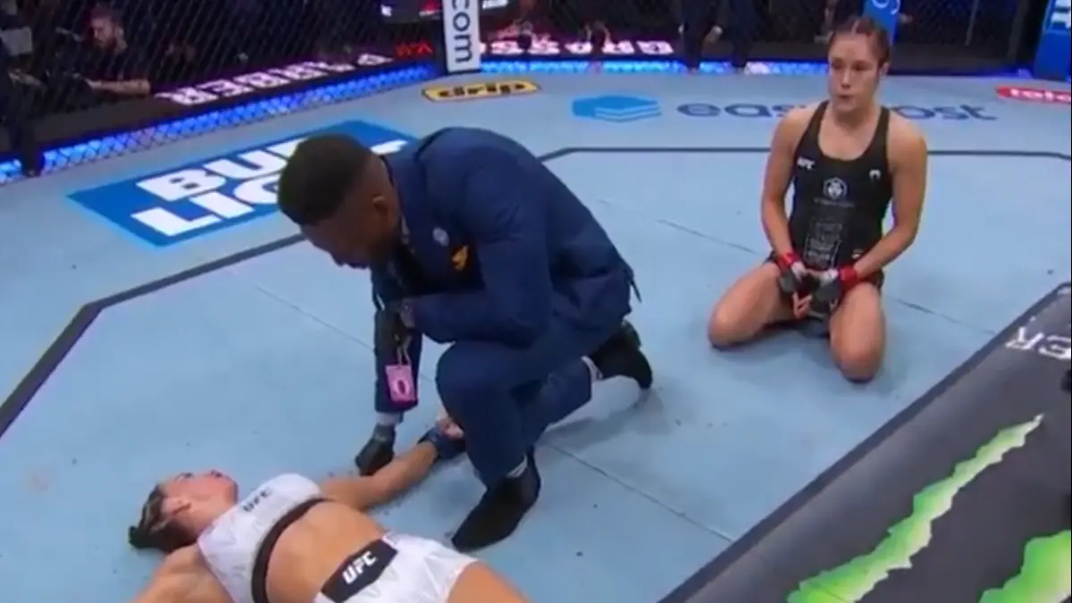 Alexa Grasso noquea a Maycee Barber