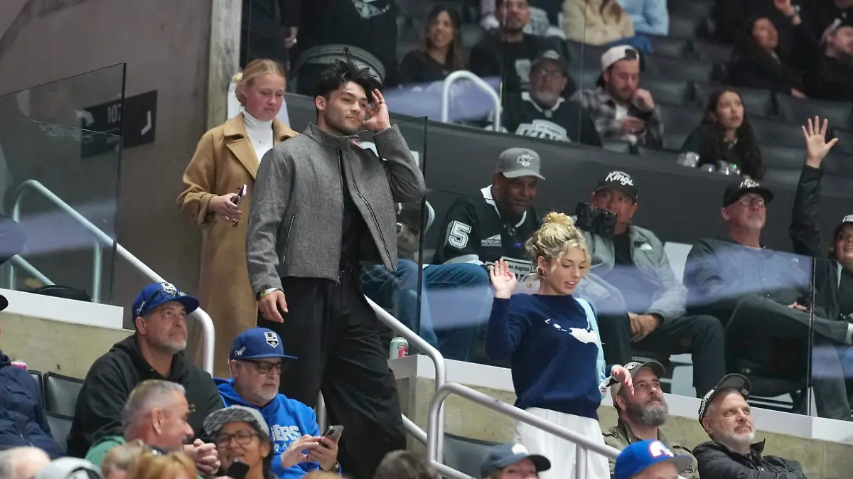 2026-03-03T063603Z_1259608823_MT1USATODAY28385529_RTRMADP_3_NHL-COLORADO-AVALANCHE-AT-LOS-ANGELES-KINGS