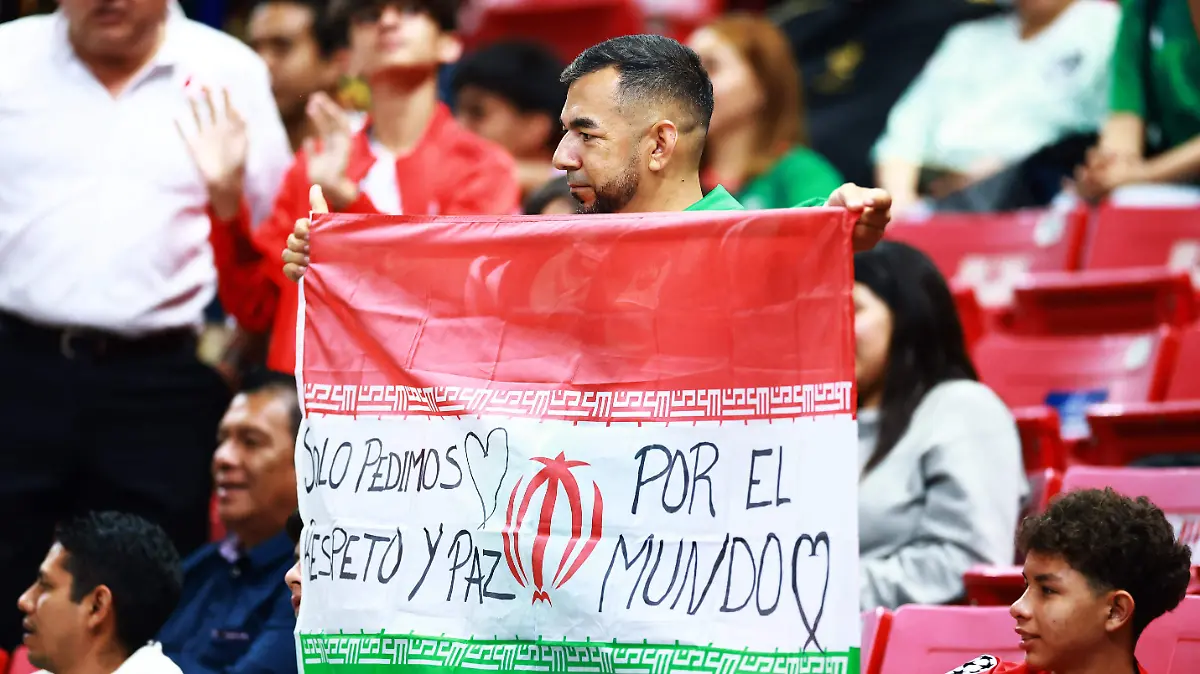 2026-03-27T025124Z_1694471120_UP1EM3R07XMN5_RTRMADP_3_SOCCER-WORLDCUP-NCL-JAM