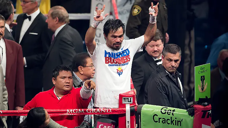 Manny Pacquiao explota contra Floyd Mayweather